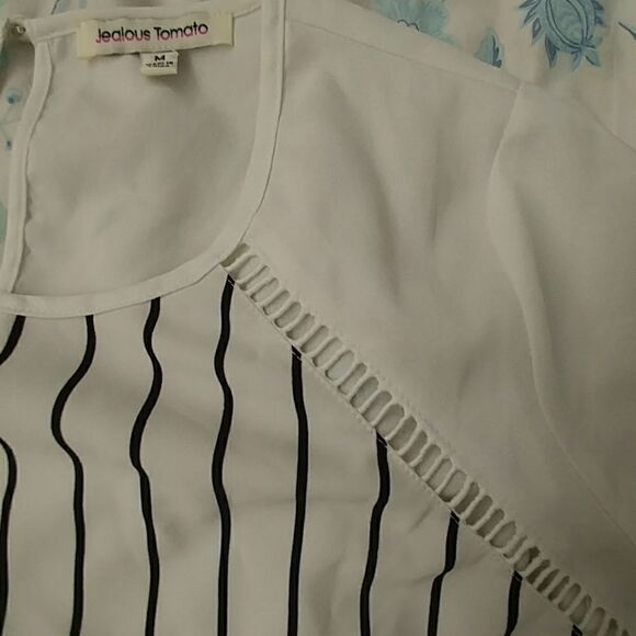 White black striped dress shirt - Picture 5 of 5